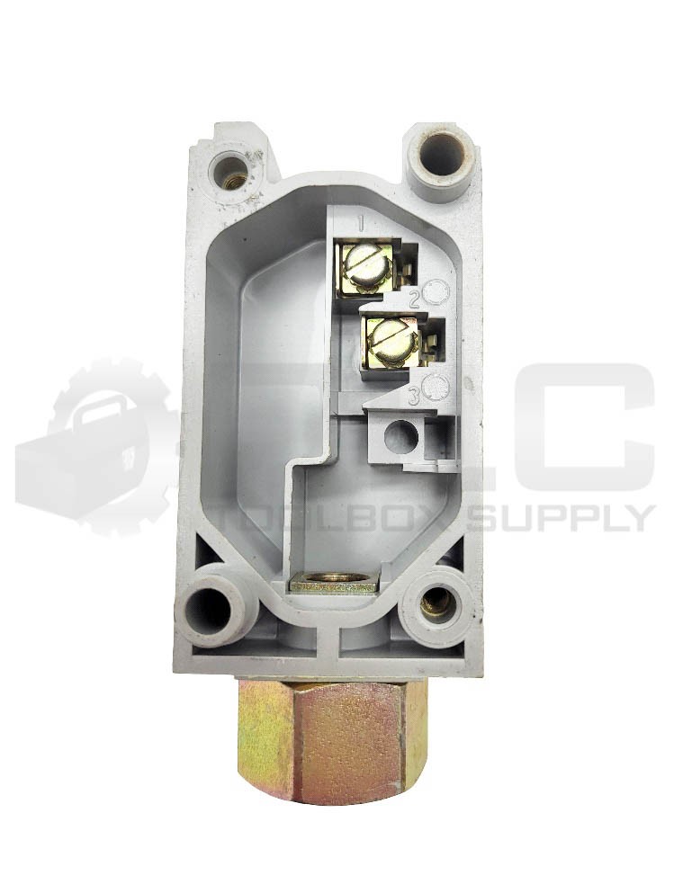 NEW ALLEN BRADLEY 802PR-LBAJ1 /E PROXIMITY SWITCH 20-250V AC/DC