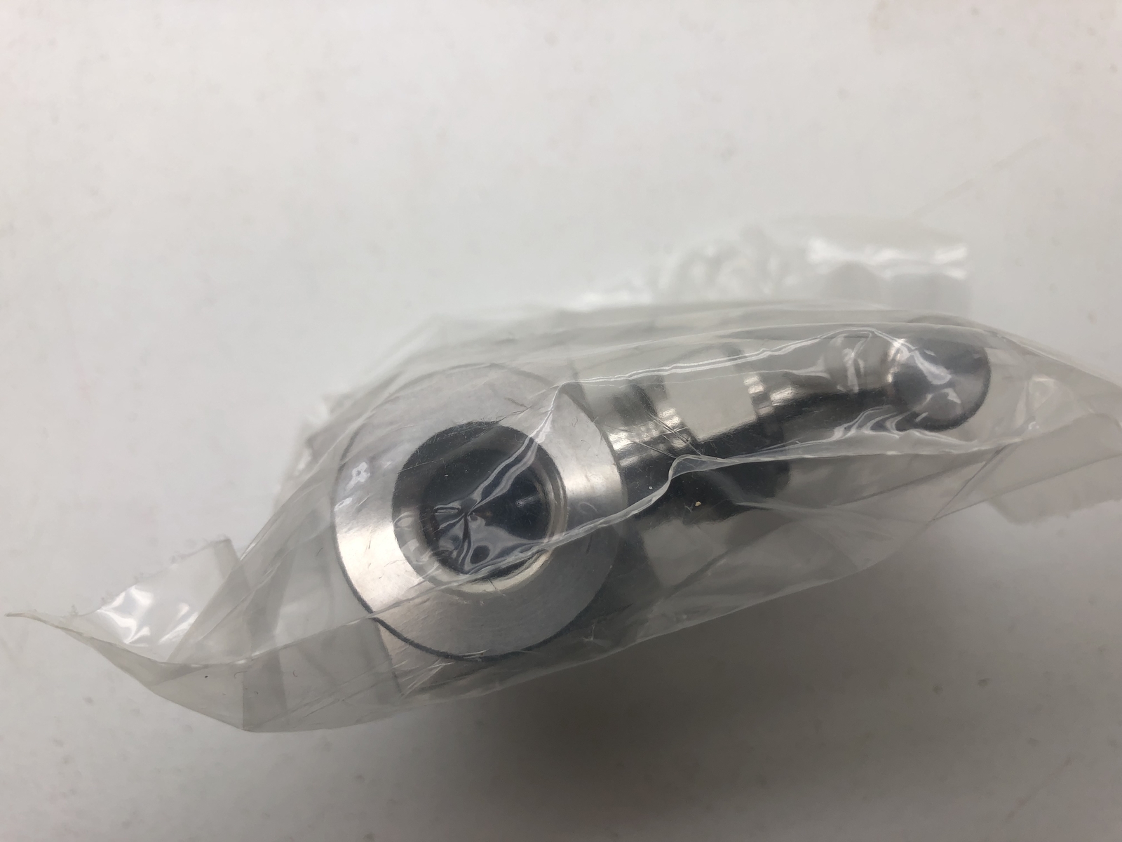 SWAGELOK SS-26VM6-F6 VALVE
