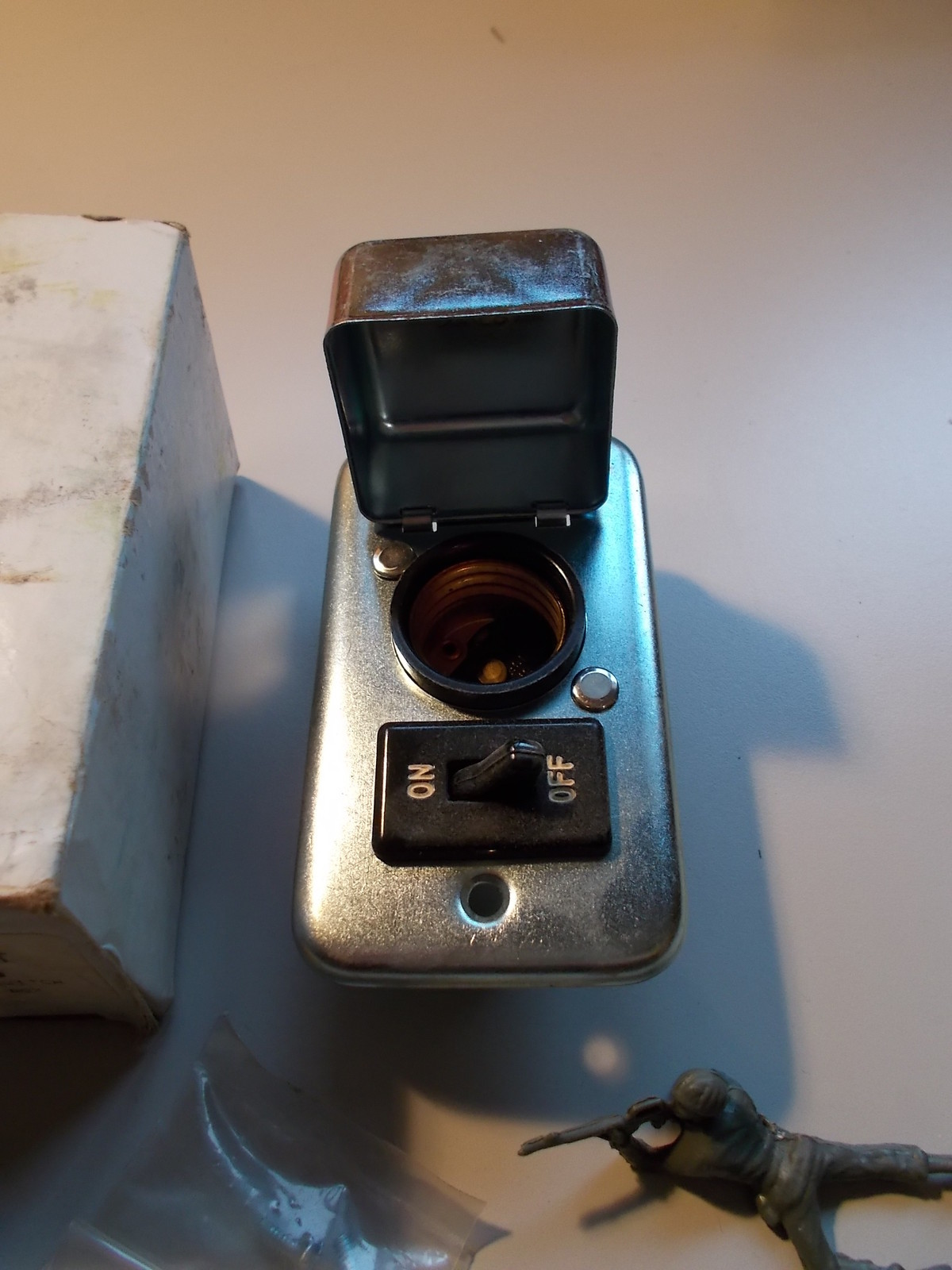 NEW Littelfuse LSSU 671D On/Off Toggle Switch Box Cover Unit *FREE SHIPPING*
