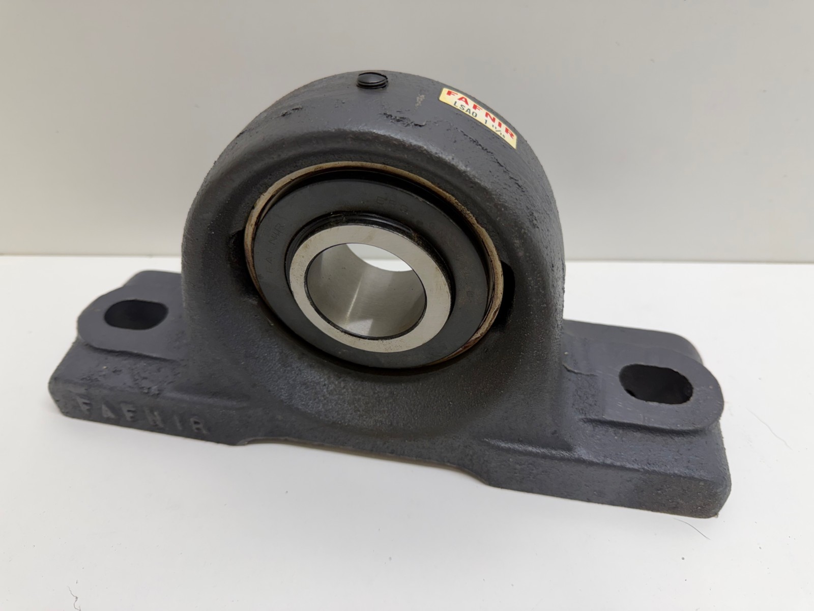 NEW OLD STOCK! FAFNIR 1-11/16″ BORE PILLOW BLOCK BALL BEARING LSAO-1-11/16