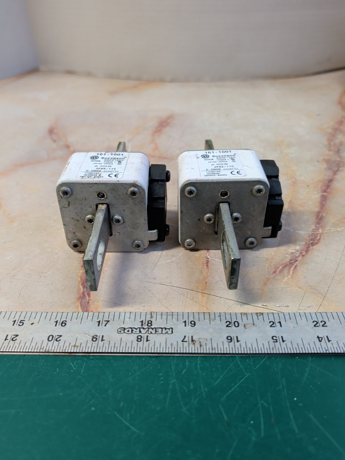 BUSSMAN 161-1001 900A 690-700VAC FUSE – LOT OF 2