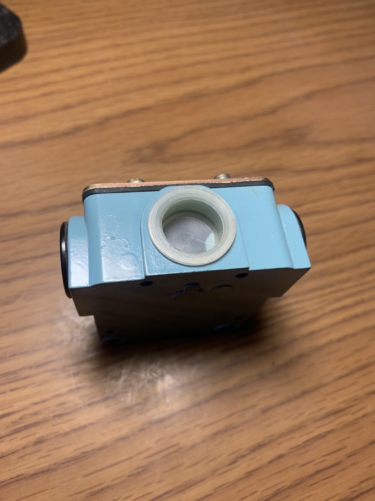 TELEMECANIQUE XCK-M1 380V 5A NSNP