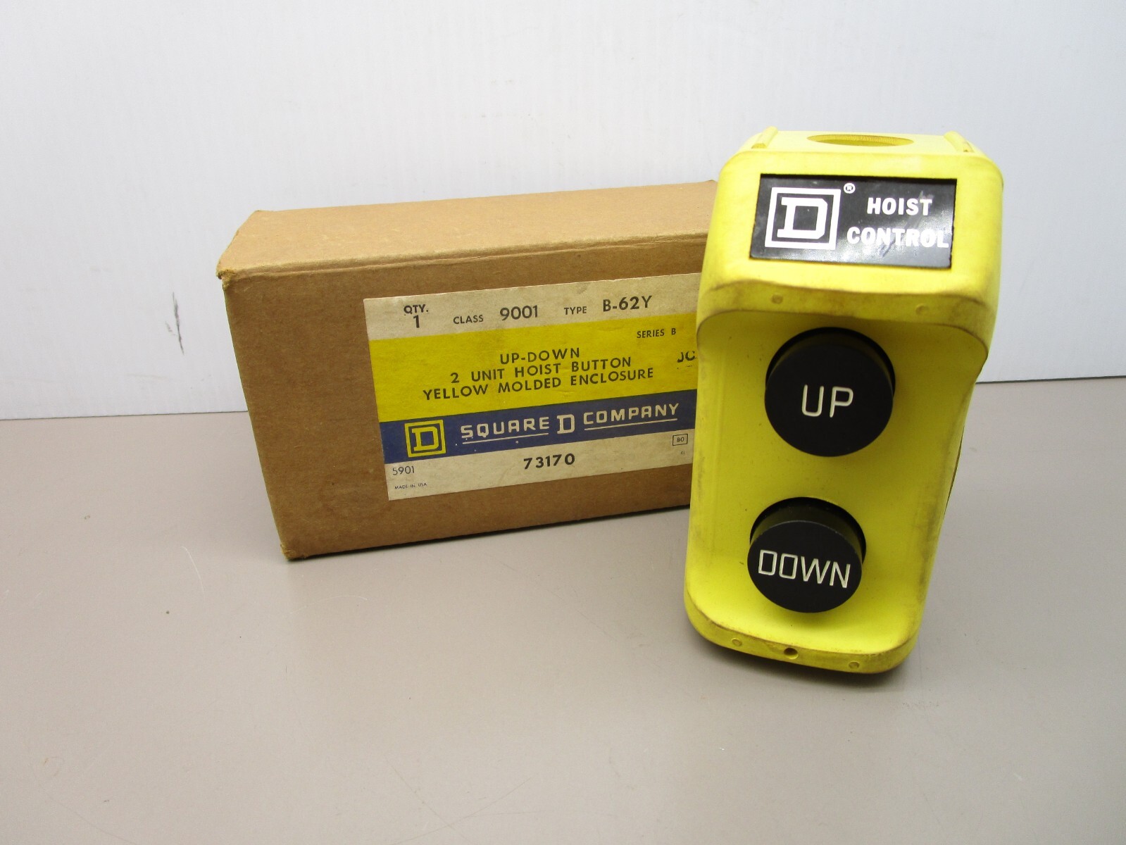 Square D 73170 B-62Y 2-Button Hoist Control Enclosure Yellow Molded Rubber Case