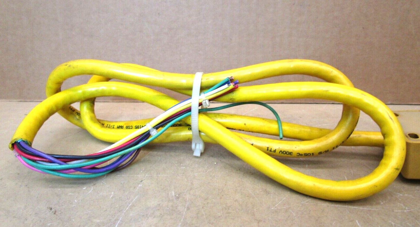 ESCHA 8-Port Junction Box w/ Cable 47272LR
