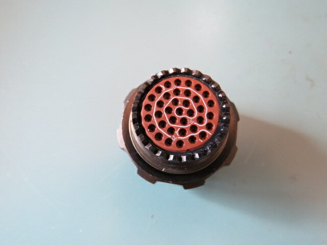 AMPHENOL D38999/26ZD35SN Qty of 1 per Lot 37 Position Circular Connector Plug,