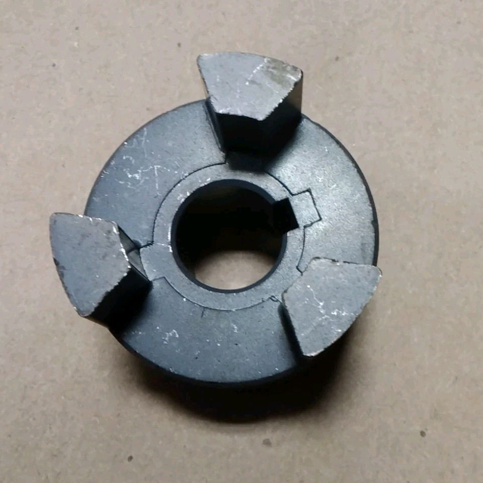 Woods L075 Jaw Coupling Hub, 5/8″ Bore C17