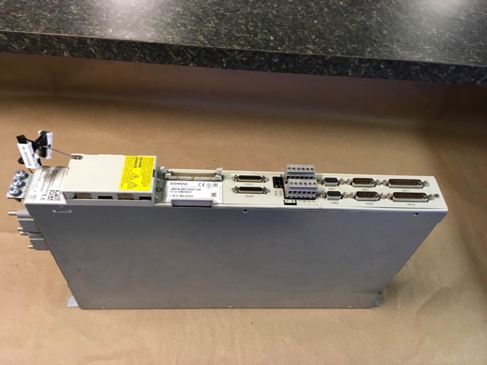 SIEMENS 6SN1123-1AB00-0AA2 SIMODRIVE LT-MODUL 2X15A / 6SN1118-0DK23-0AA2 (KB)