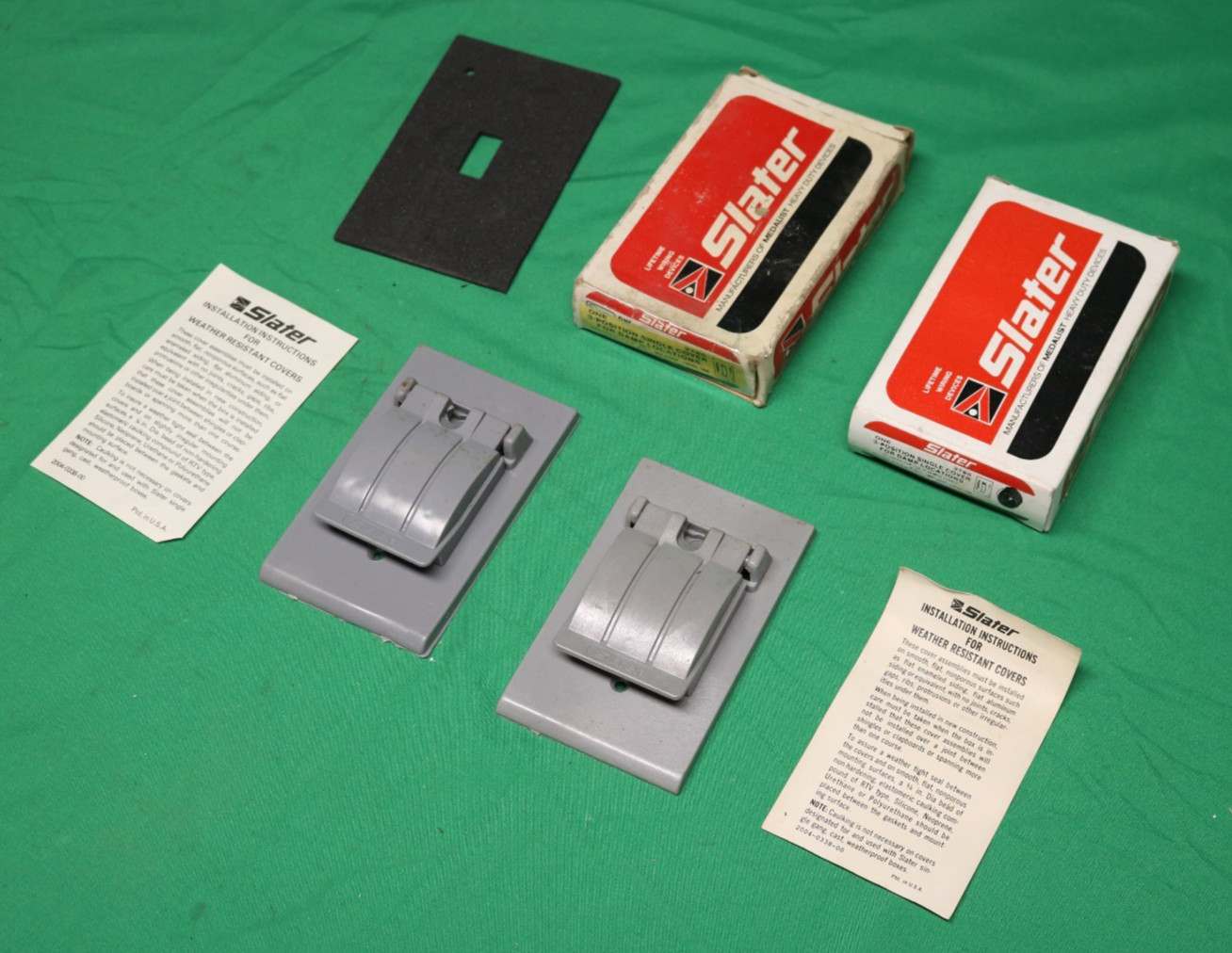 Lot of 2 Unused Slater 3760 3-Postion Single Cover – Damp Locations