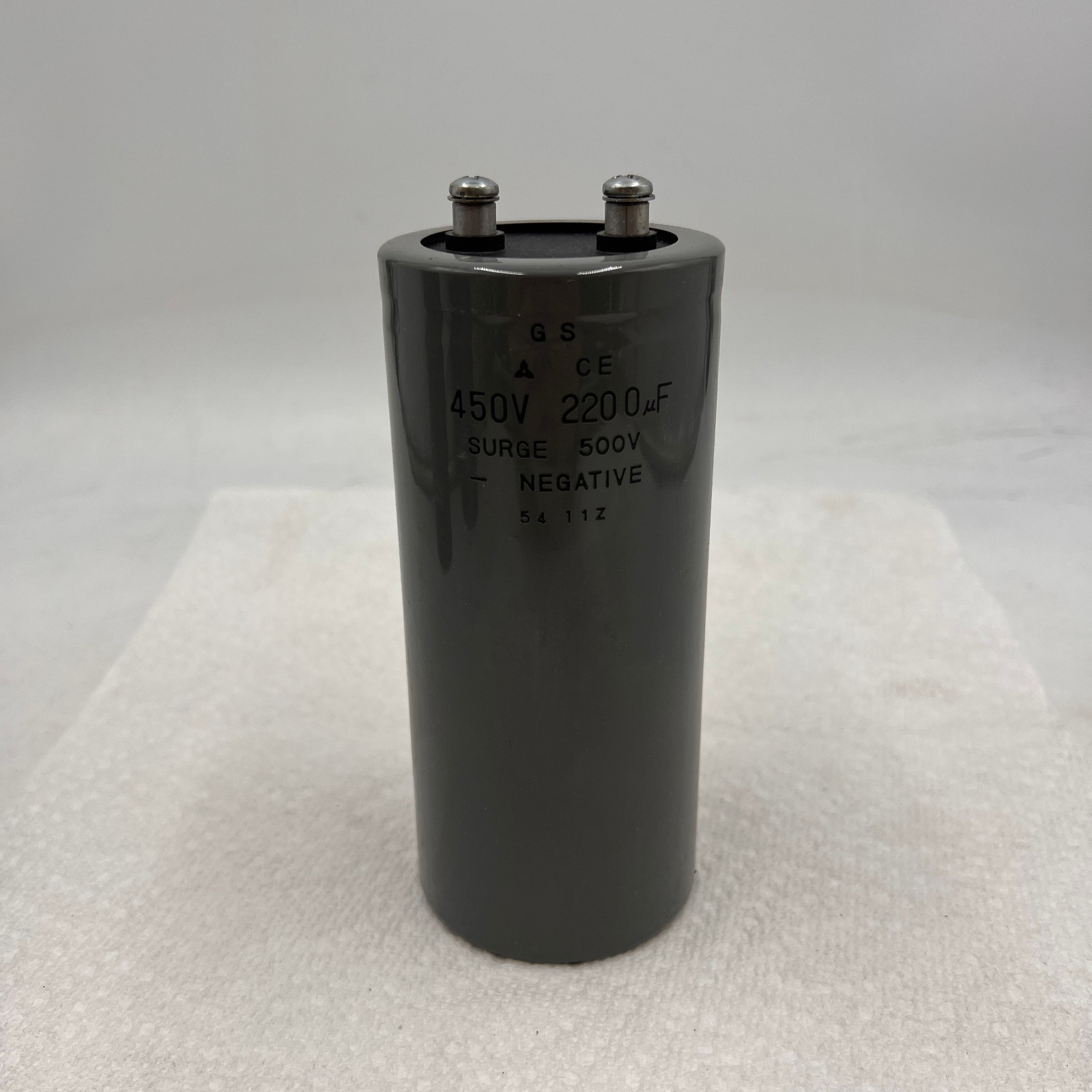 Lot of 3 NEW Matsushita GS CE Capacitor 450V 2200uF Surge 500V 2200uF 6″x 3″