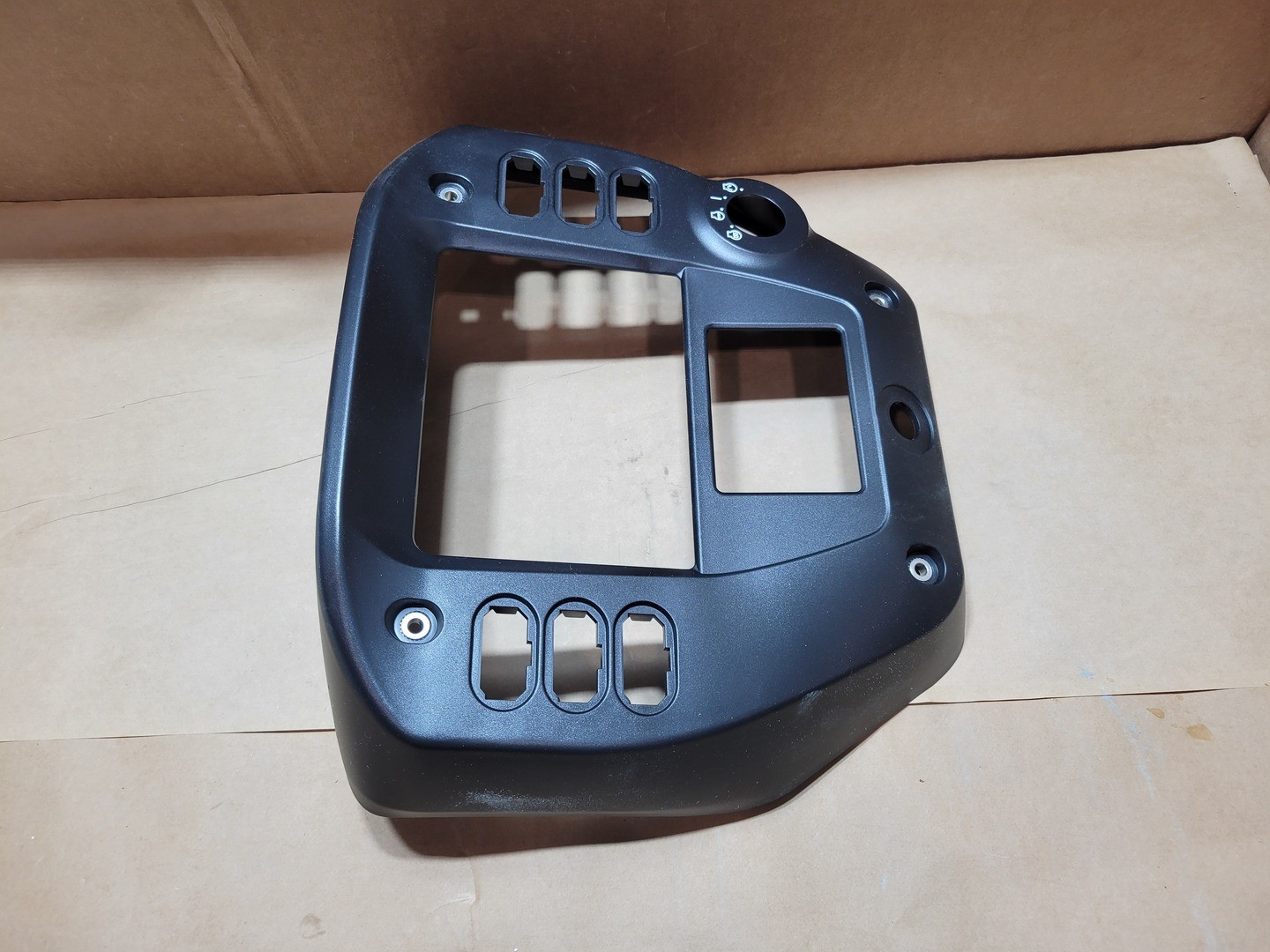 SURPLUS NEW KOMATSU 17A-54-51511 Cover – Heavy Machinery