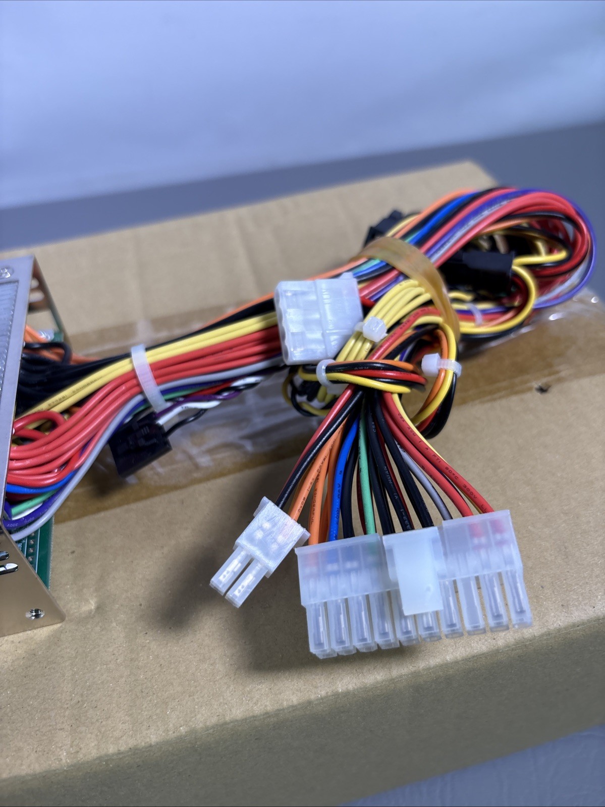 EMACS M1Y2-5300G2H POWER SUPPLY 300W /B00M1Y230G041 / NEW OPEN BOX