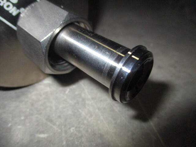 MKS-HPS 95093203A 127AA-000-1B 1T 1/2VC0 15P 45C