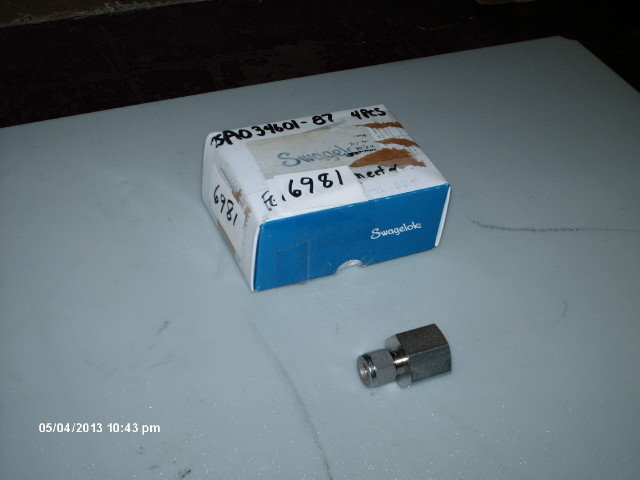 Swagelok Female Connector SS-600-7-8 3/8″ Tube X 1/2″ FNPT (NIB)