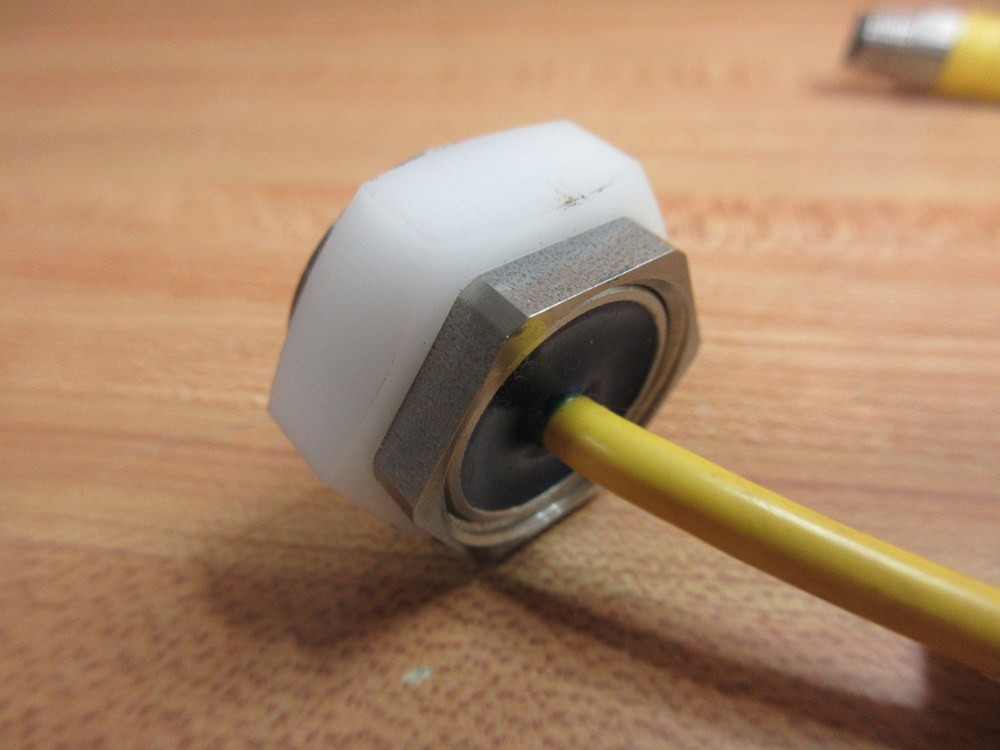 Woodhead Connectivity/Brad Harrison E41663 Connector