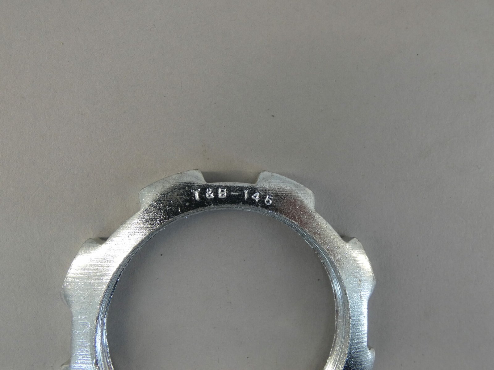 *Lot of 46* Thomas & Betts 145 Case Hardened Locknut 1-1/2″ 7TAD012050T0007 -…