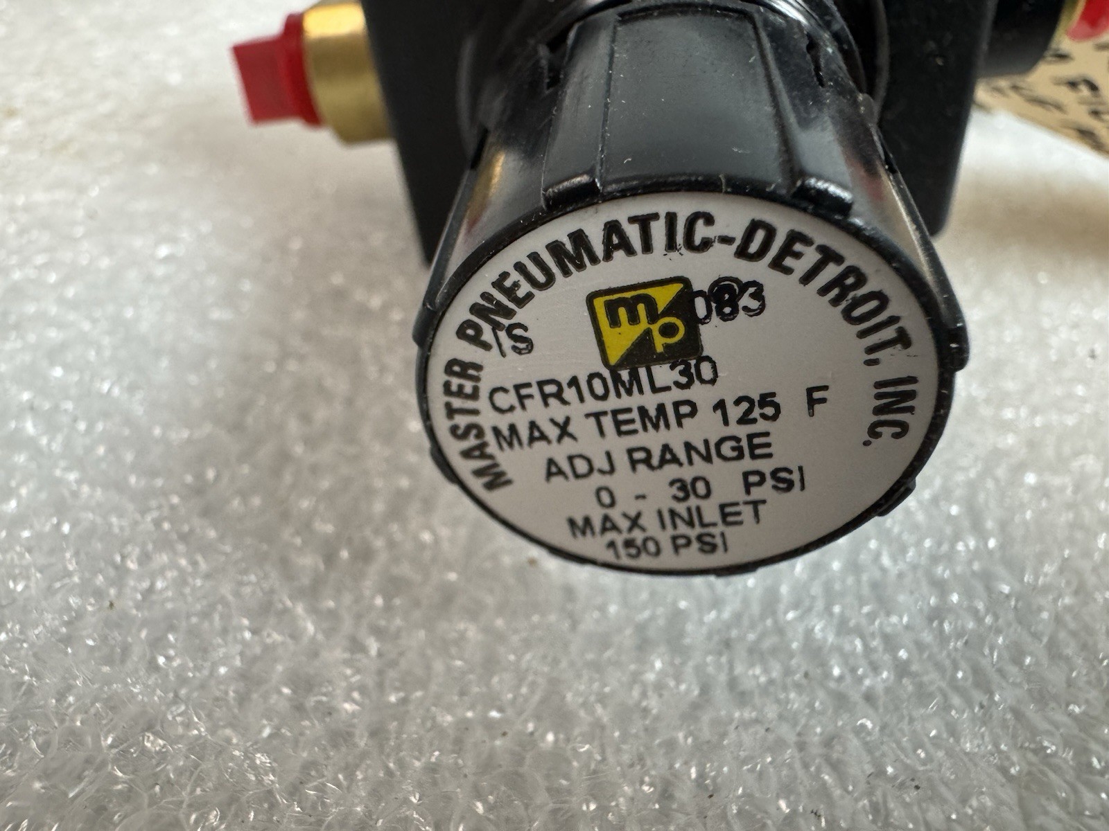 Master Pneumatics CFR10 Filter Regulator
