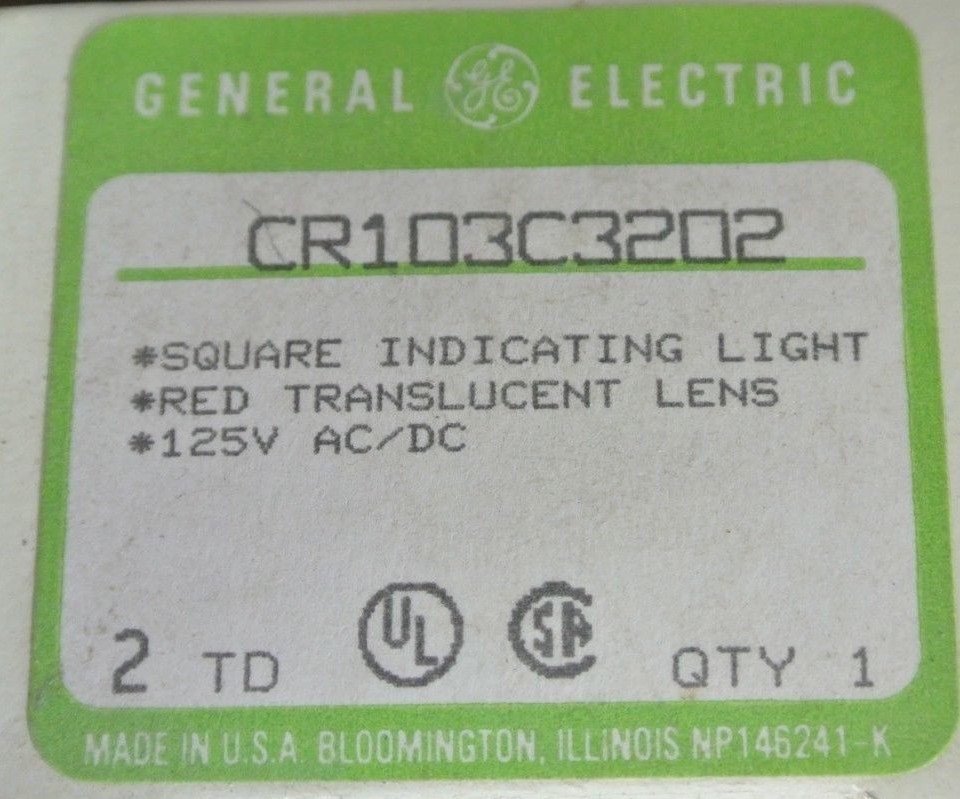 GE CR103C3202 – SQUARE INDICATING LIGHT – RED LENS – 125V AC/DC – NEW SURPLUS