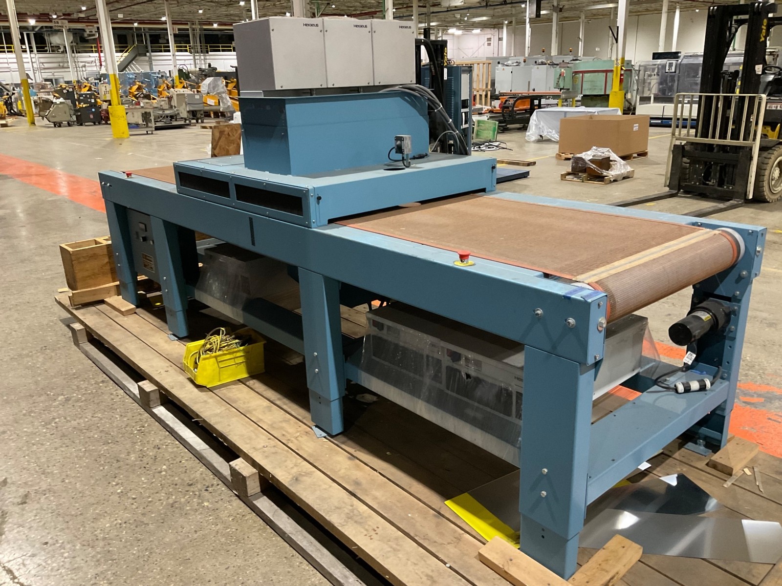 AMERICAN ULTRAVIOLET Z2756 CONVEYOR USED