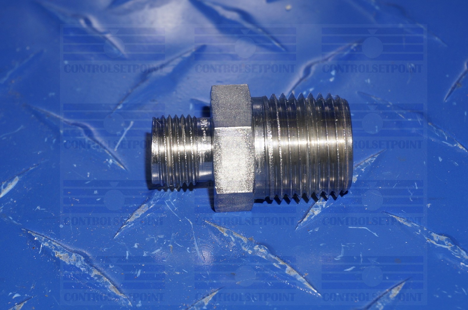 SWAGELOK 1/2″ NPT TO 3/8″ TUBE STRAIGHT MALE TO MALE 316 SST SS-600-18BT