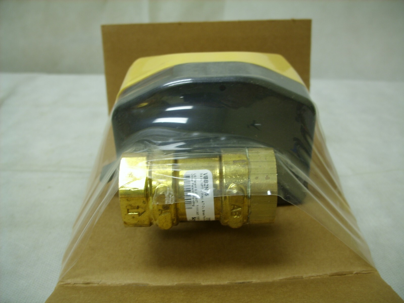 TAC Schneider Invensys – 3/4″ 2-Way Ball Valve & Actuator Assy. VBB2N15+M123A00