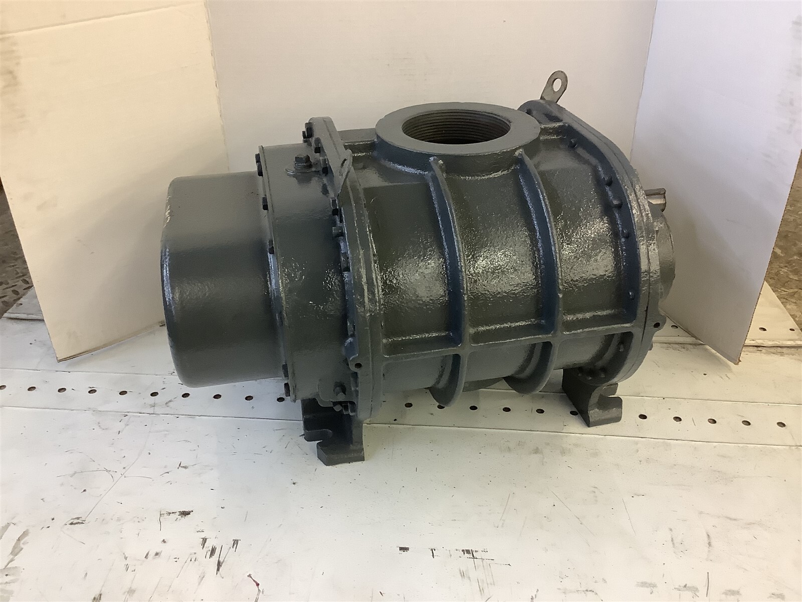 Fuller Sutorbilt Company 5L-B Rotary Blower 4-1/4″ ID x 1-1/8″ Shaft