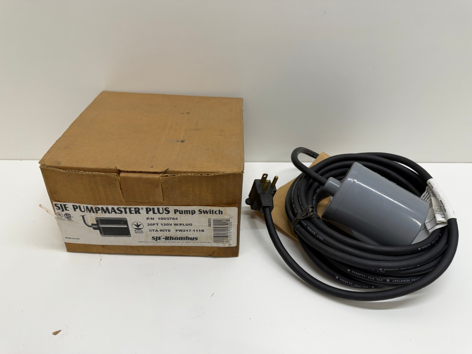 NEW IN BOX! SJE 20FT 120V W/PLUG PUMP SWITCH 1003784 PW217-111B