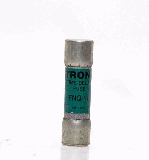 COOPER BUSSMANN BUSS TRON FNQ-1/4 TIME DELAY 500 VOLT AC 1/4 AMP FUSE (A503)