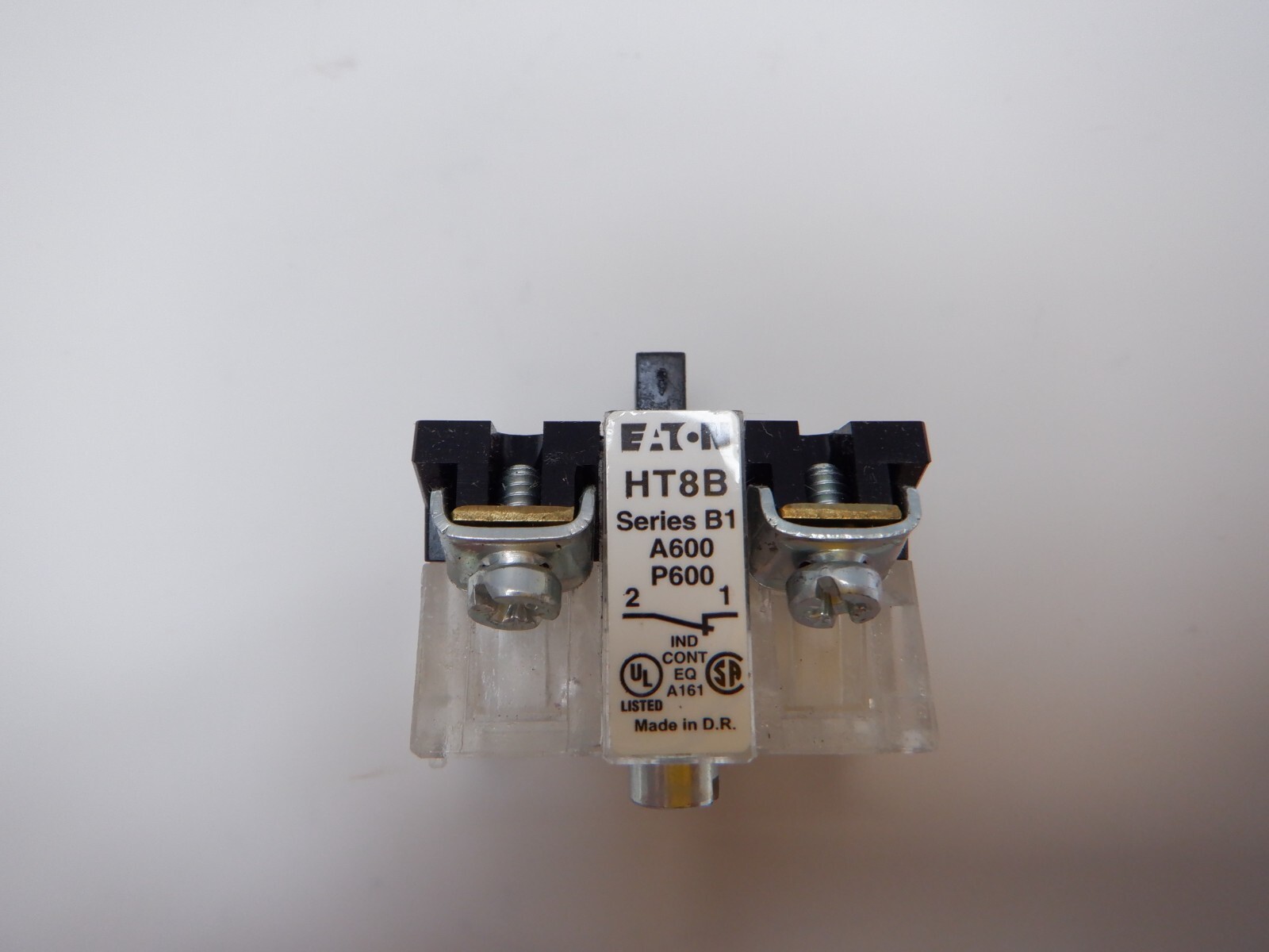 Eaton HT8B Contact Block new