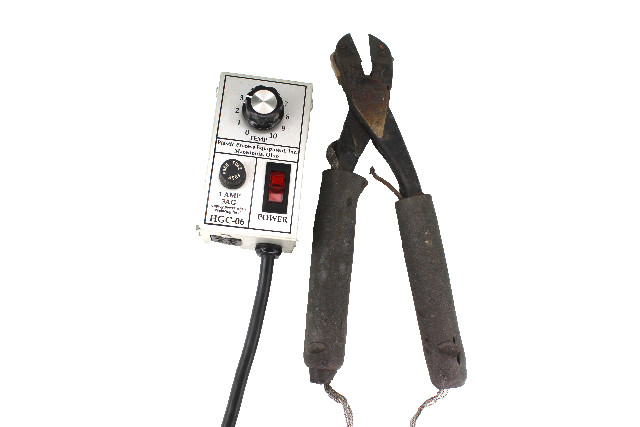 Plastic Process Equipment HGC-06 Heated Nipper w/ Temperature Controller 1 Amp,