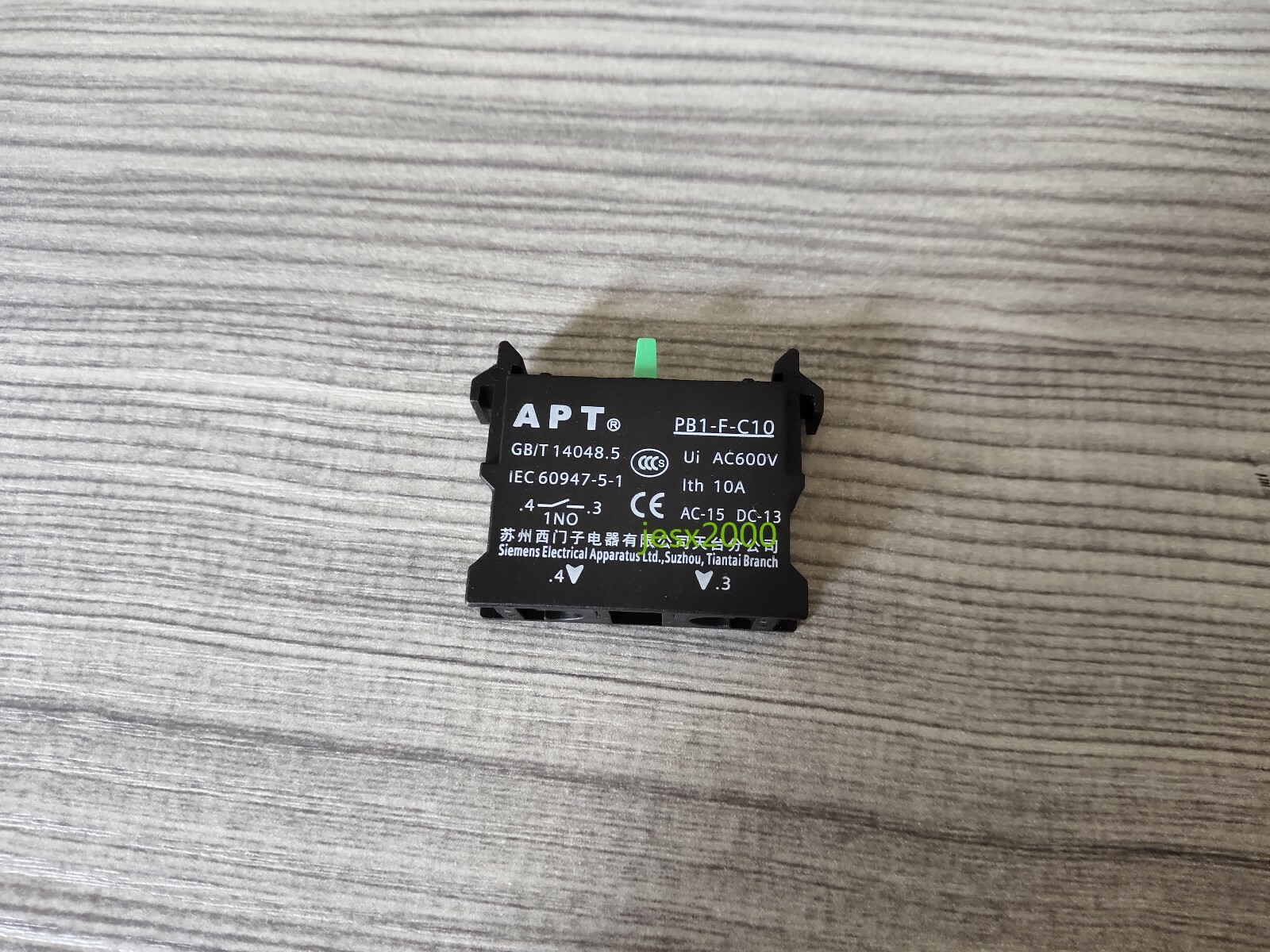 1PCS PB1-F-C10 1NO