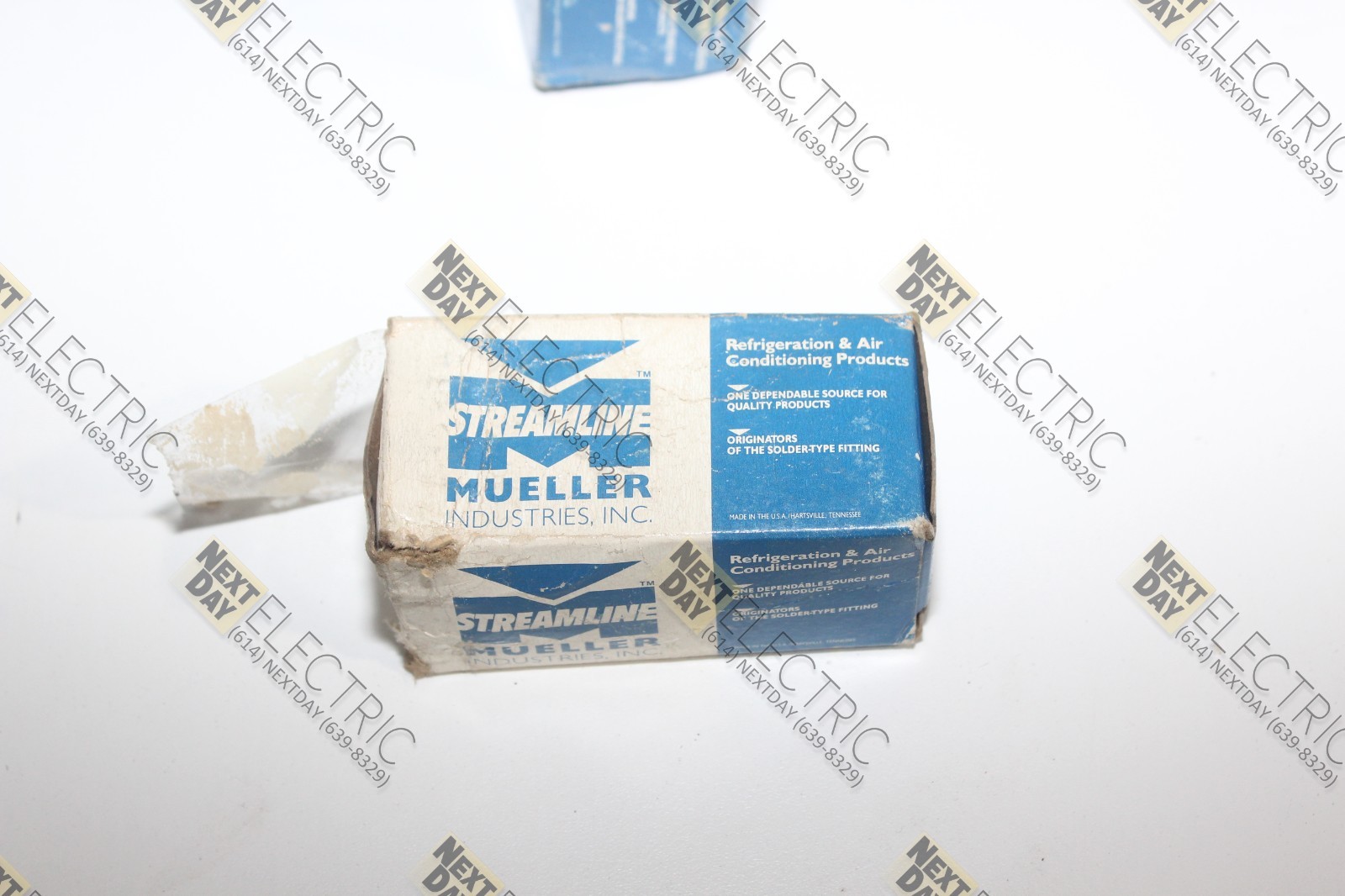 Mueller, A-13613, Streamline Packaged Angle Valve 3/8″ MPT 1/4″ Flare