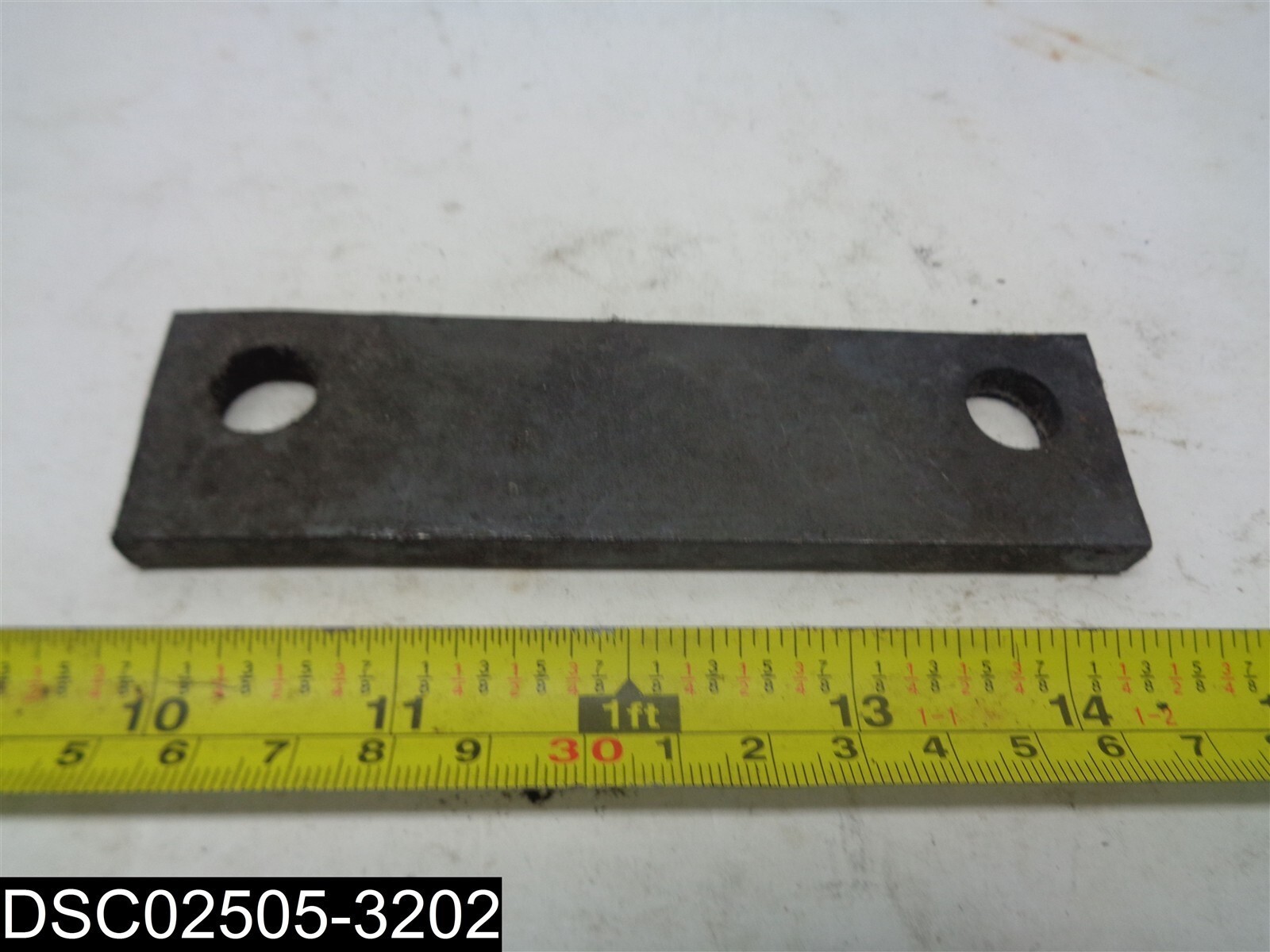 2M4454 Plate Fits Caterpillar 5″ x 1-3/8″ X 5/16″ Thick 4″ hole to Hole