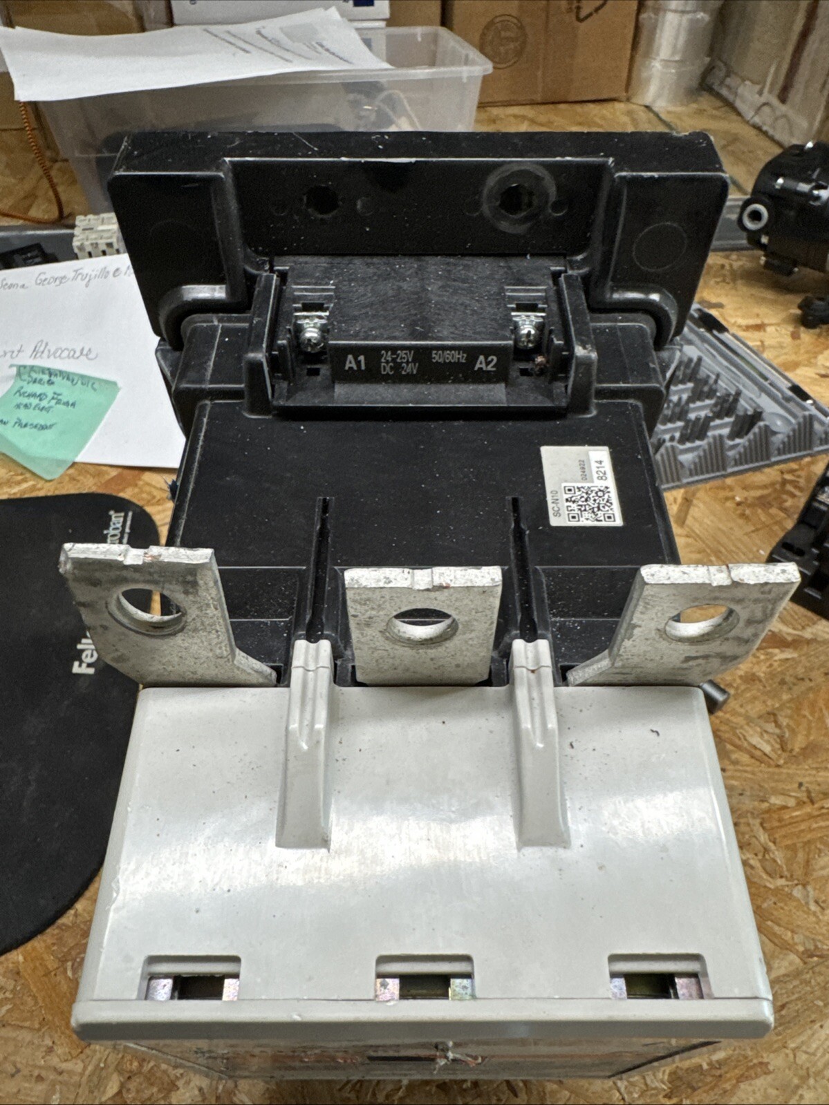 Fuji Electric SC-N10[220] Contactor 3NC4H 24V AC/DC Coil 220A TESTED
