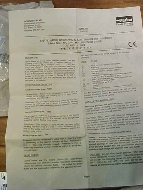 NOS Parker Skinner Valve 7KT06 Parts Repair Kit New