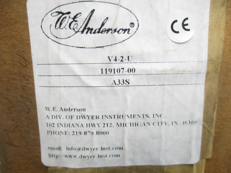 W.E. ANDERSON V4-2-U 125/250VAC 10A NSMP