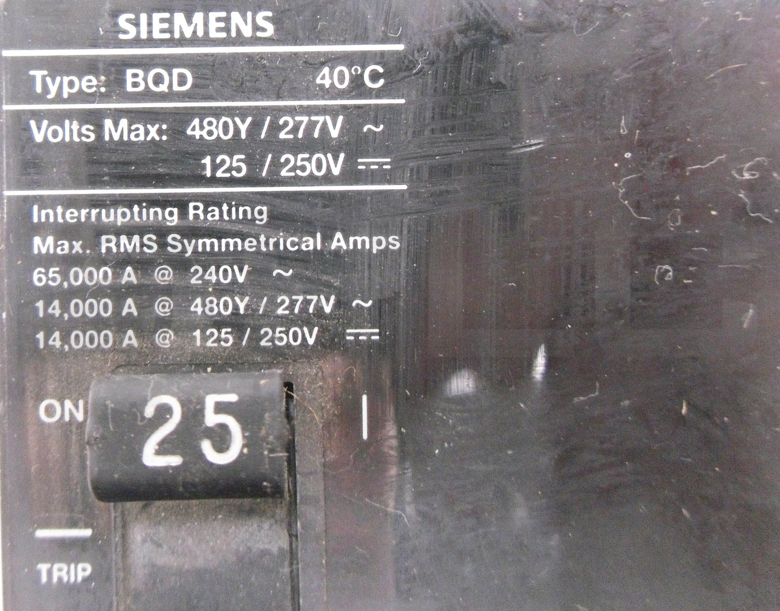 SIEMENS BQD225 CIRCUIT BREAKER 25A 480V BQD
