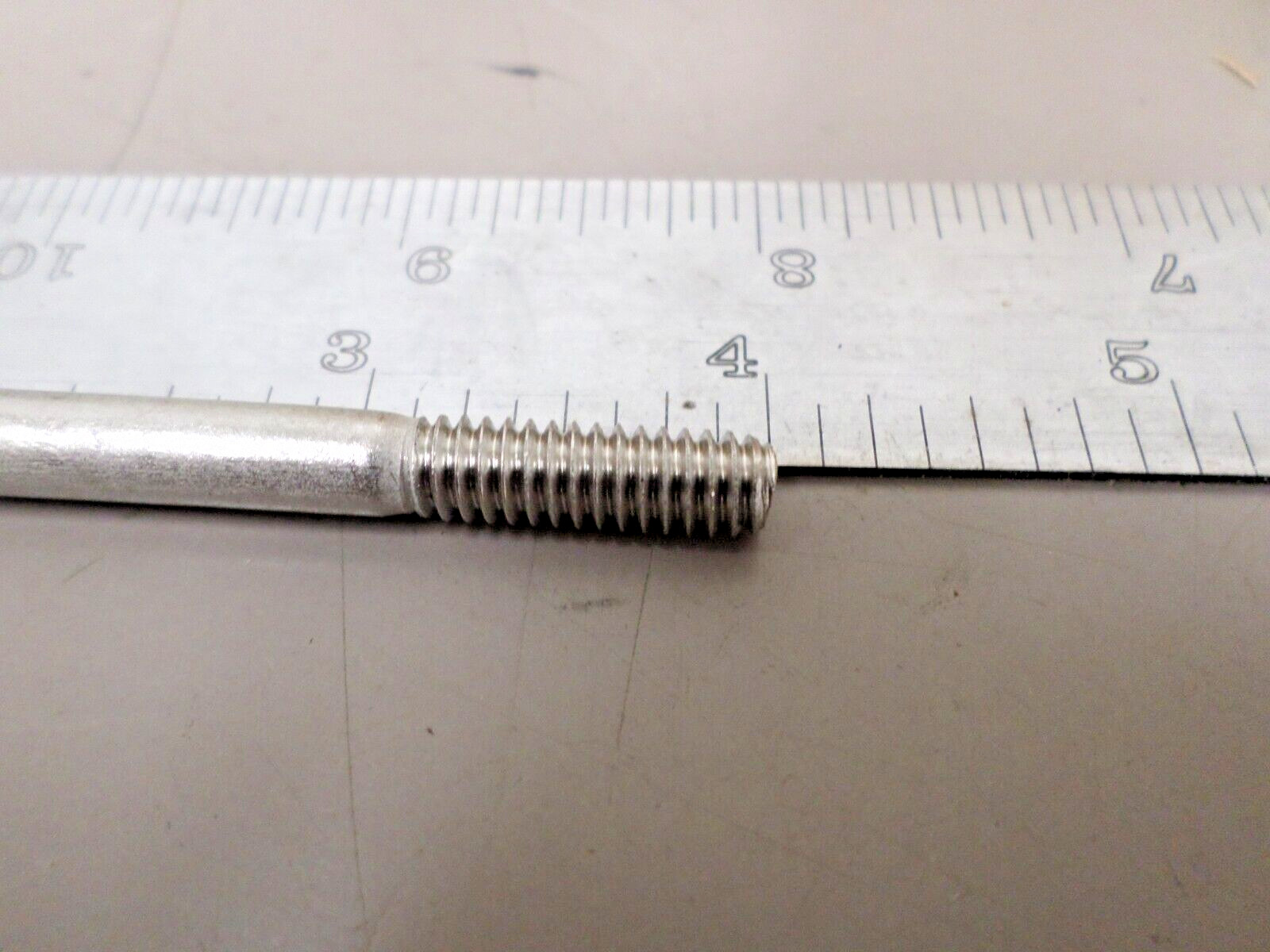 Lot of 10 – 1/4-20 x 4 Stainless Steel Coarse Hex Bolt F593C THE