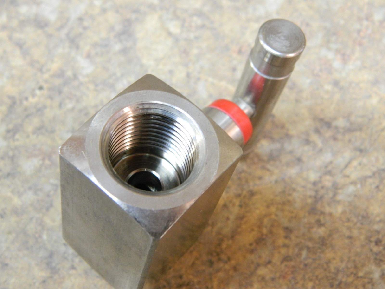 NEEDLE VALVE 1/2″ NPT STAINLESS STEEL