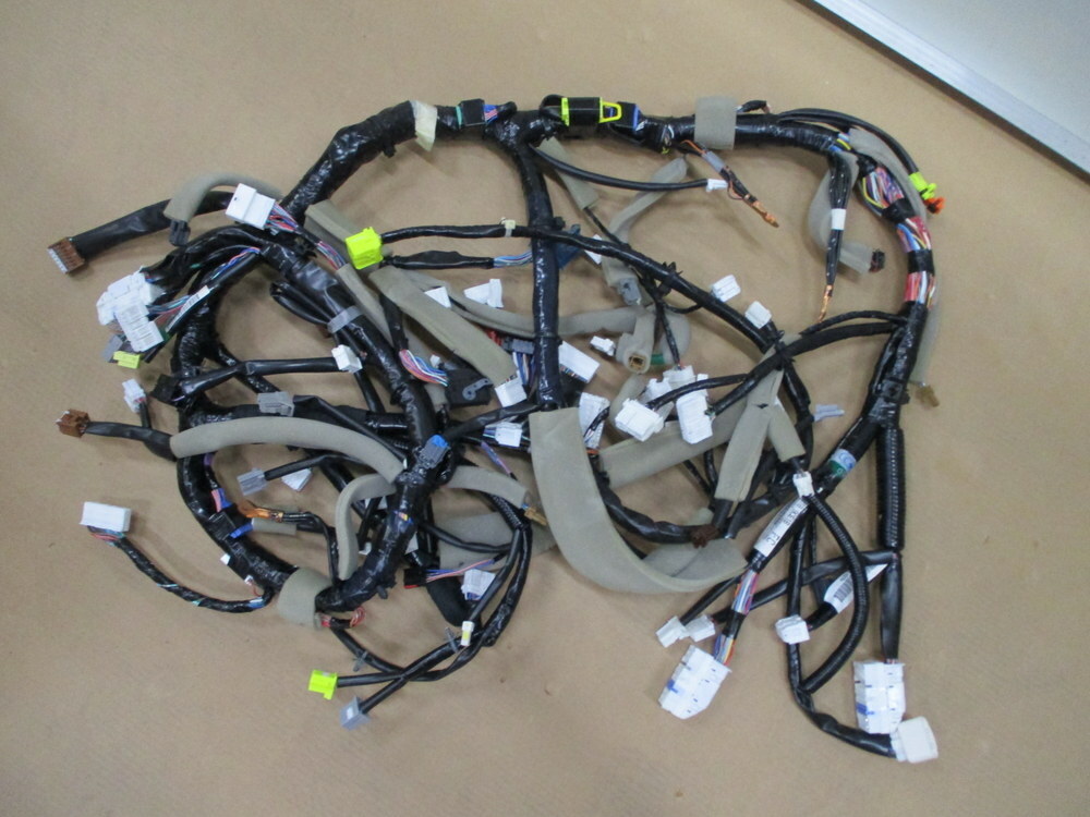 Nissan 24010-9CE1B Main Harness 240109CE1B