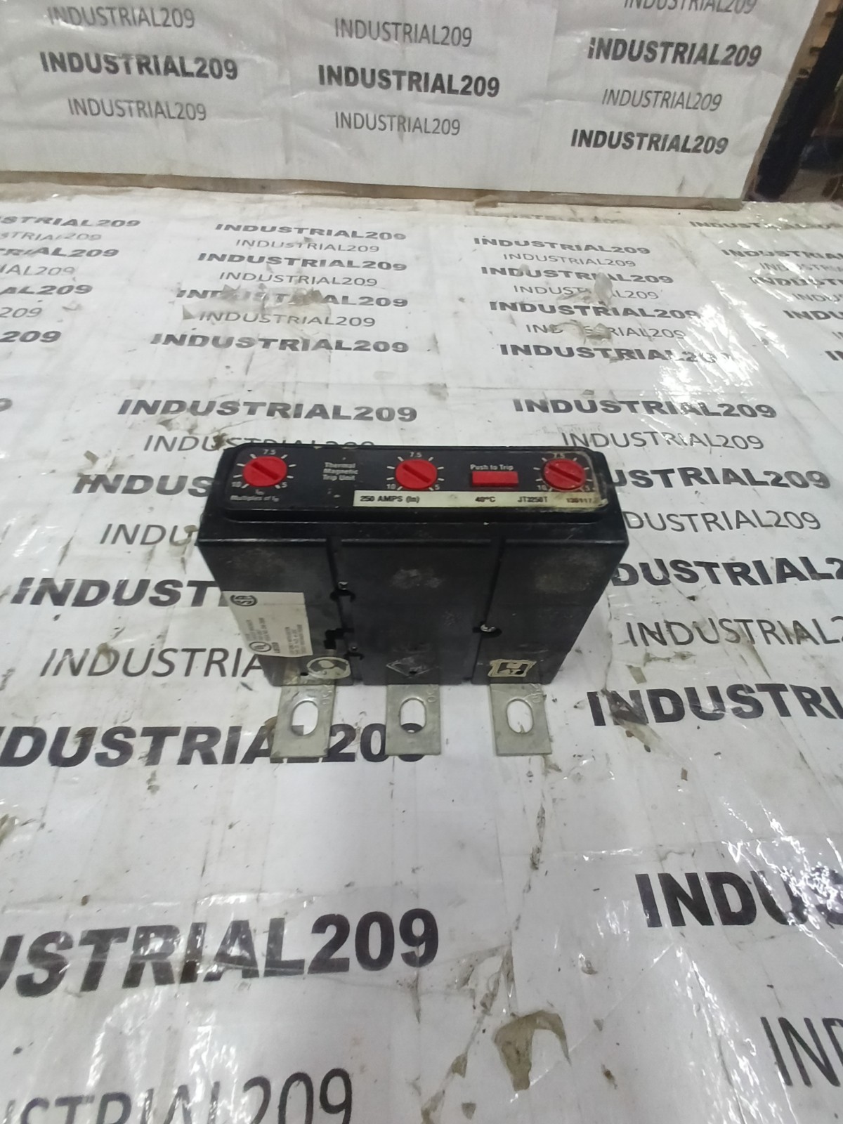 EATON JT3250T CIRCUIT BREAKER SERIES C 250A
