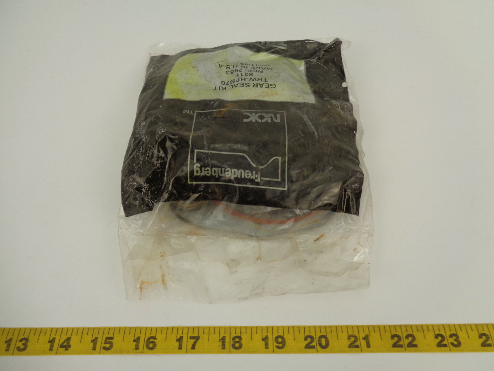 Freudenberg NOK TRANStec Gear Seal Kit TRW-HFB70 8311 NOS