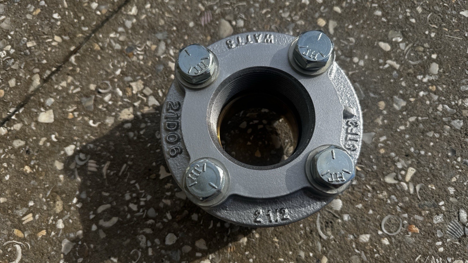 Watts LF3100M3 2-1/2″ Socket Cast Iron 50 psi 300° F Max Dielectric Union New