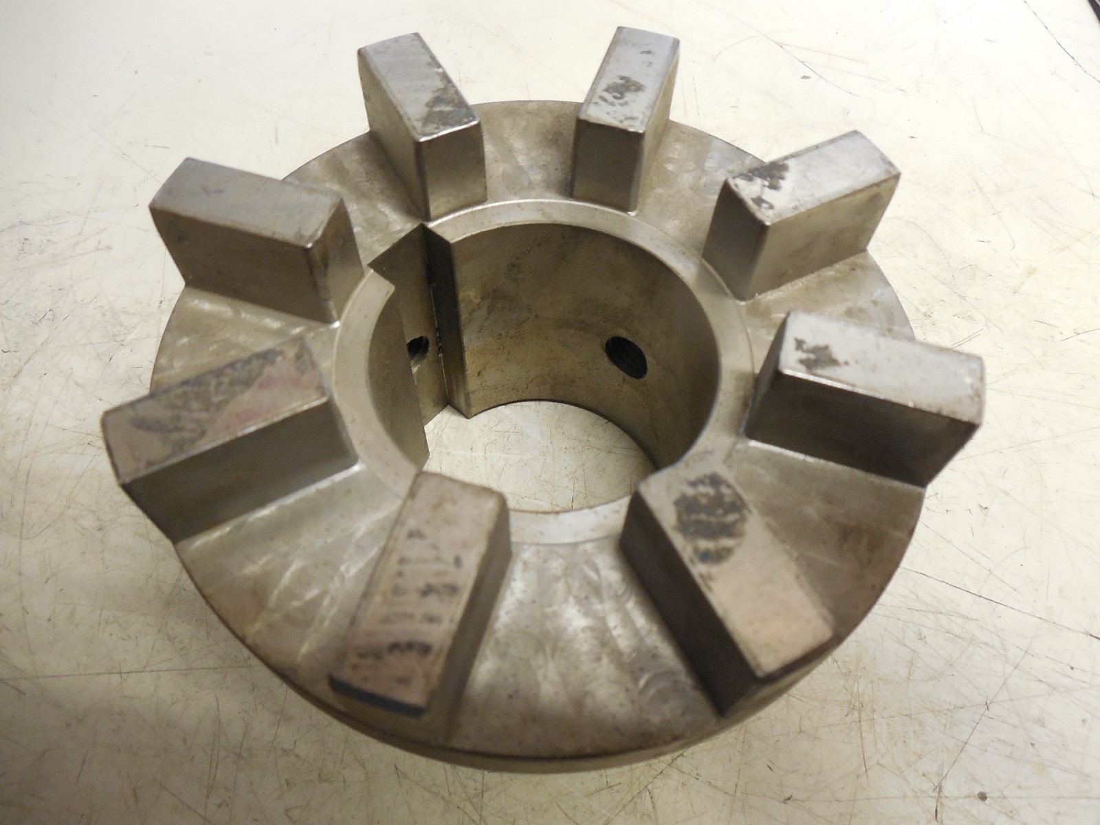 FALK COUPLING 3700189 30R10 HUB 2.1250 4 BORE 1/2″ x 1/4″ KW