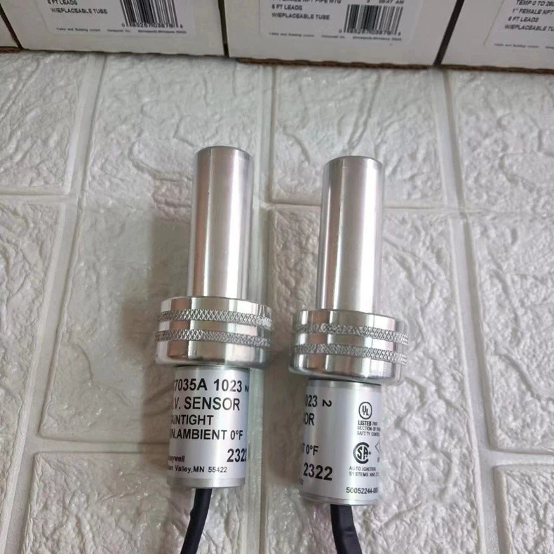 1PC NEW Honeywell C7035A1023 Burner Flame Sensor C7035A 1023