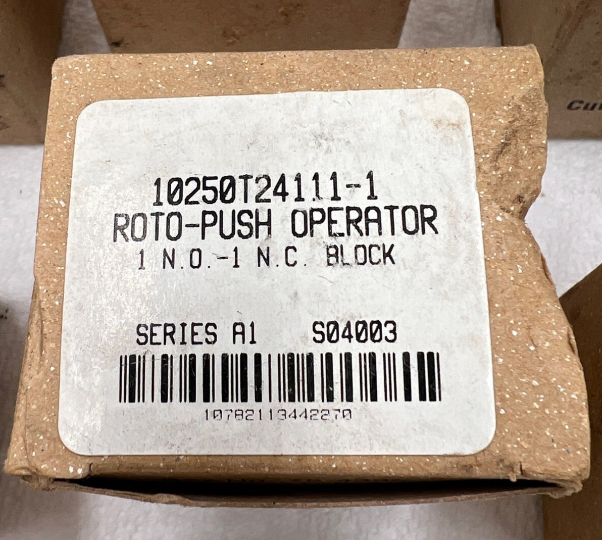 Eaton NSB 10250T24111-1 Pushbutton ROTO-PUSH OPERATOR SERIES A1