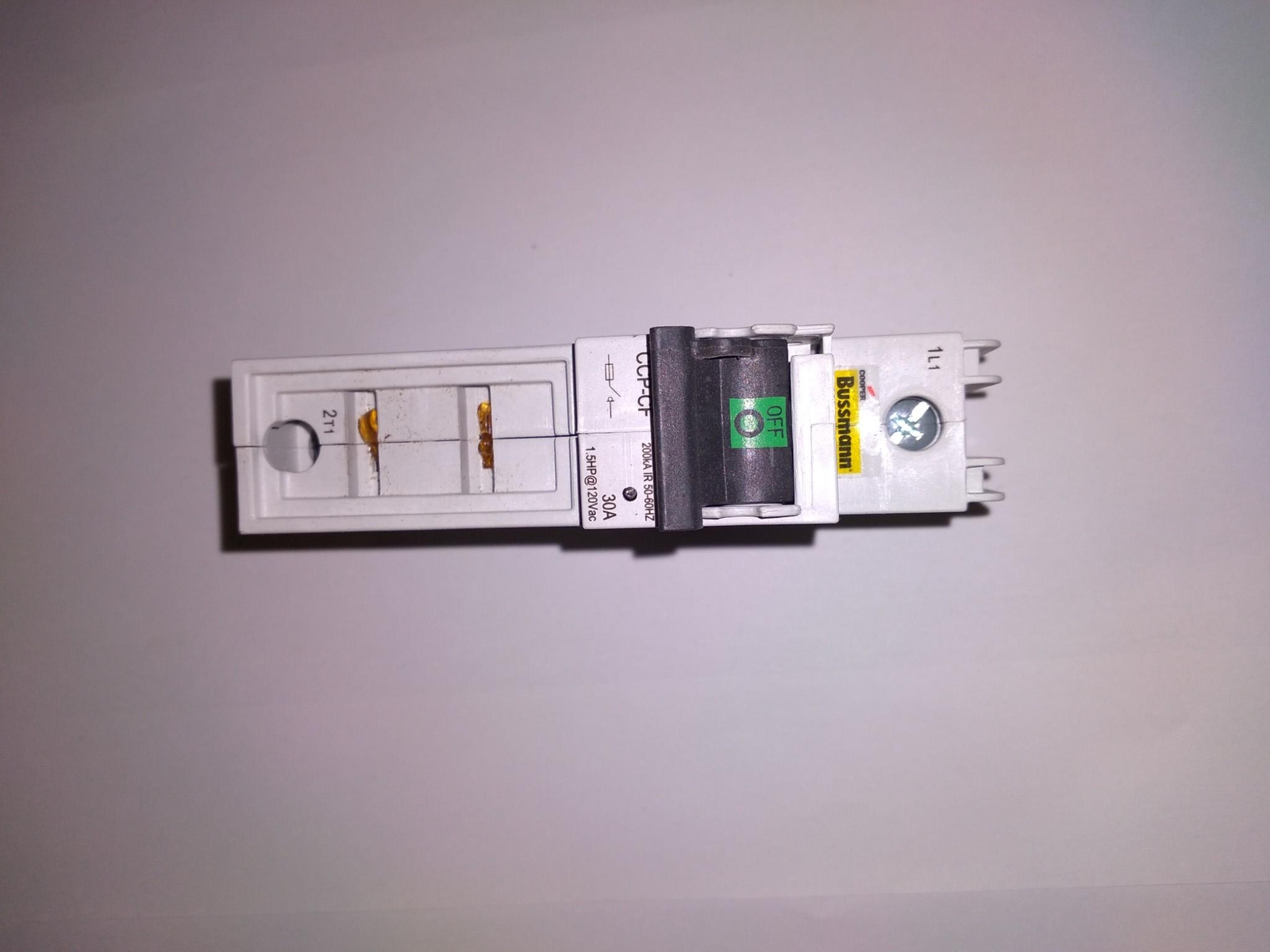 COOPER BUSSMANN CCP-CF 200KA IR 50-60HZ 30A 1.5HP 120VAC