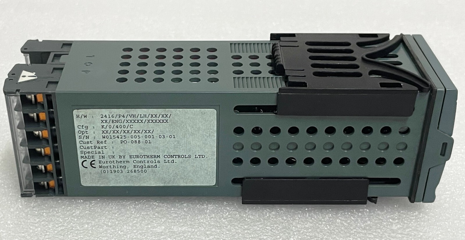 Eurotherm 2216e Temperature Controller 2216E/CC/VH/LH/XX/XX/2FM/ENG/XXXXX/XXXXXX