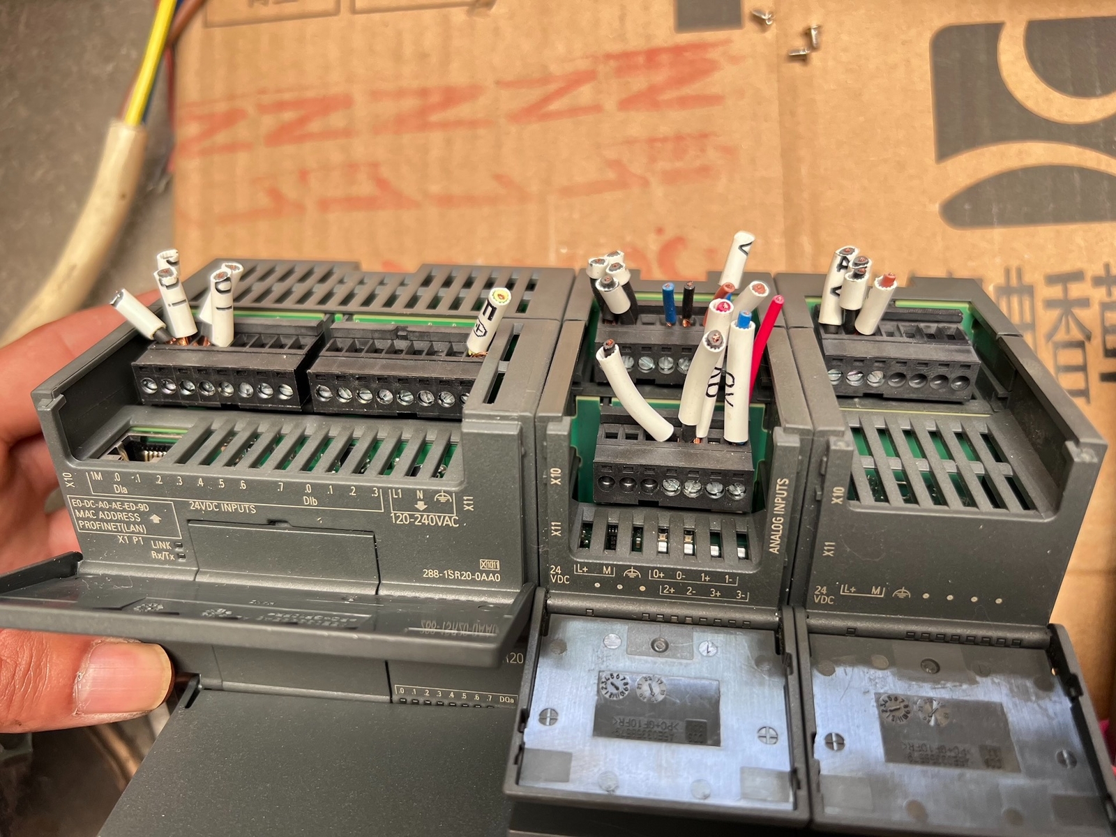 1P Siemens PLC S7-200/SR20 Accept counteroffer