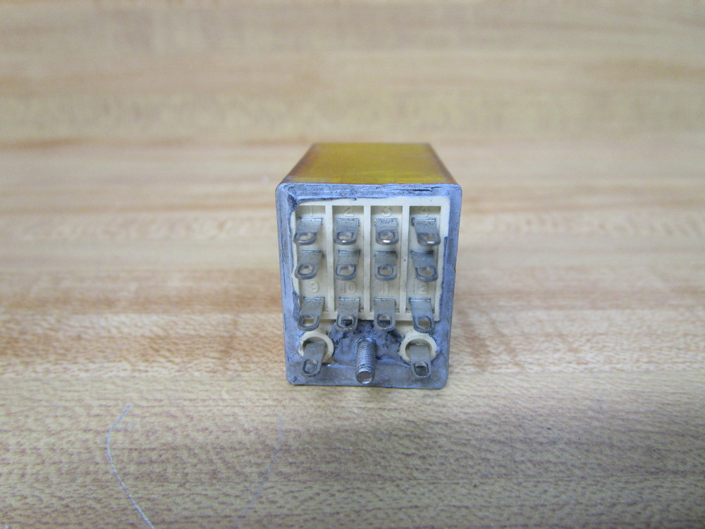 C.P. Clare & GP1R21A2003 Midwesco Relay 450101 (Pack of 2)