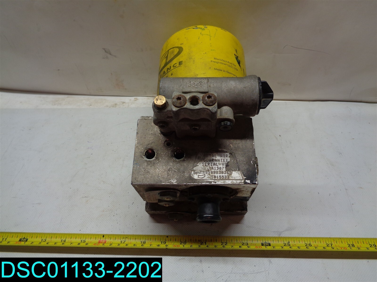 used item- Bendix Type 5015533 AD-IS Air Dryer for Kenworth Peterbilt